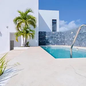 Hotel Arkana 9